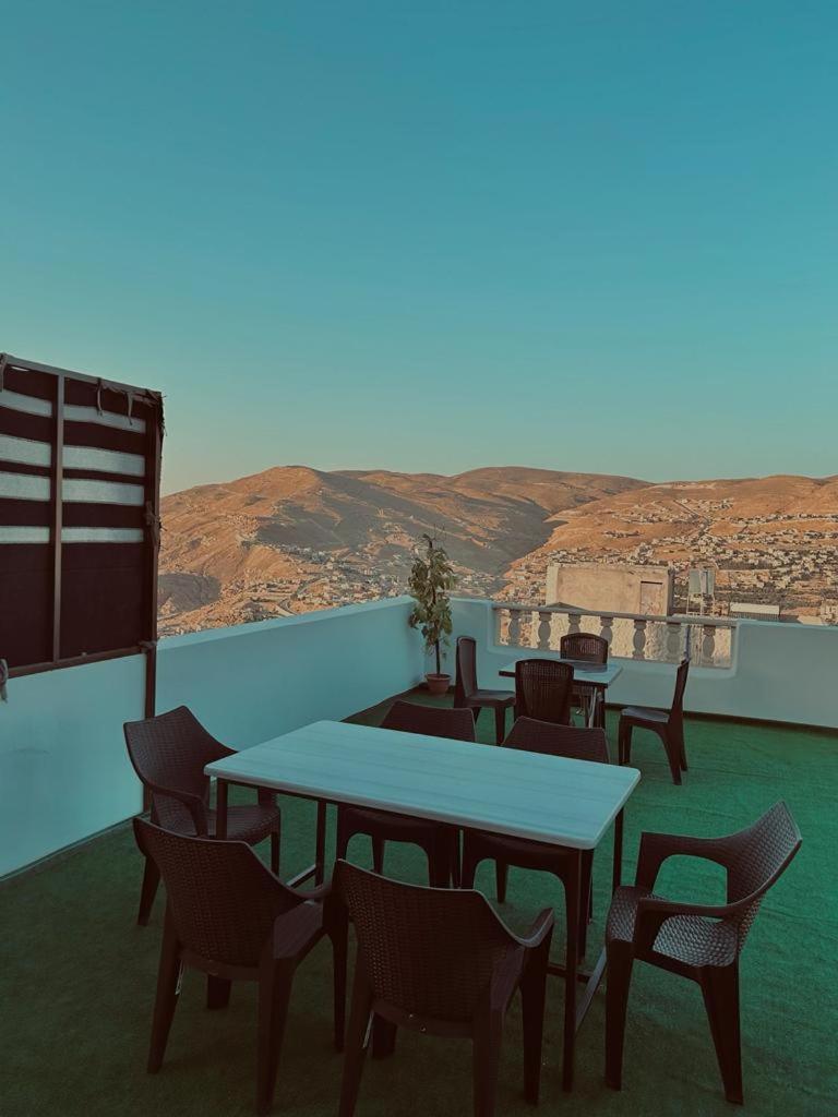 Leen Guest House Wadi Musa Esterno foto
